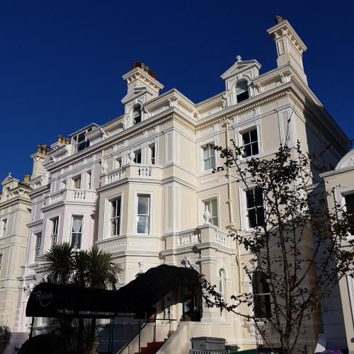 Hotel Photo 1