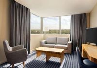 Отзывы Ramada Hotel & Suites, 4 звезды