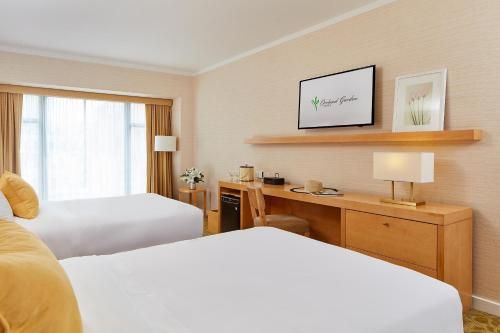image of hotel Orchard Garden Hotel
