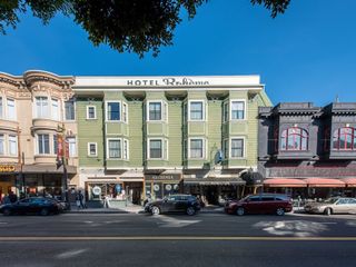 Hotel Boheme