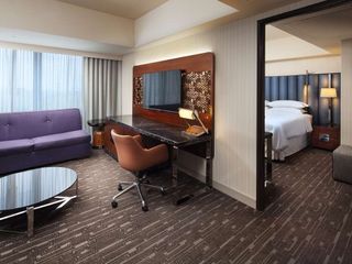 Sheraton Grand Los Angeles