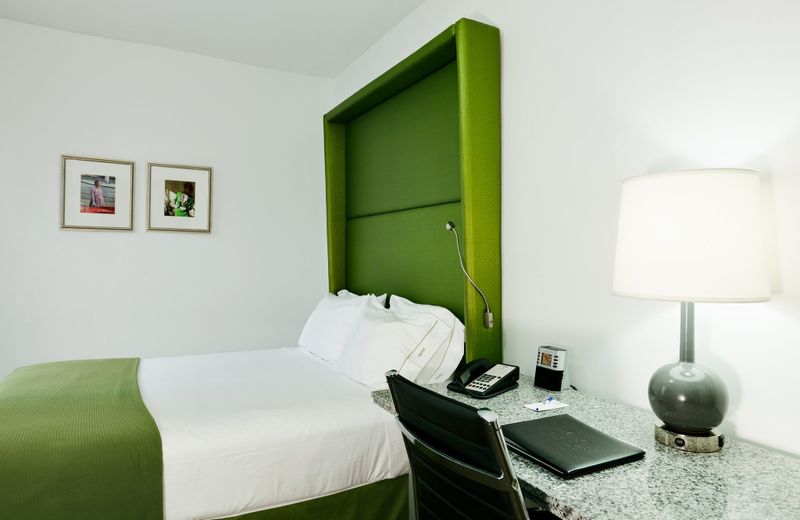 Hotel Cass – A Holiday Inn Express at Magnificent Mile, an IHG Hotel