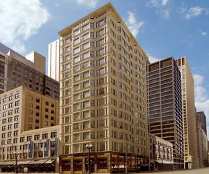 Staypineapple, The Loop Chicago United States
