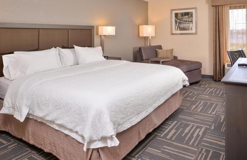 Hampton Inn Closest to Universal Orlando, Orlando Staycation Prices