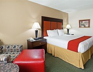 Holiday Inn Express Louisville Northeast Barbourmeade United States