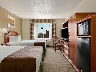 Hotel pic Baymont by Wyndham Louisville East