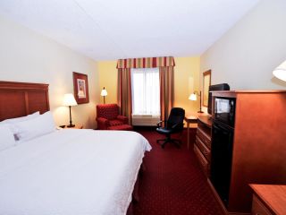 Hotel pic Hampton Inn & Suites Louisville East