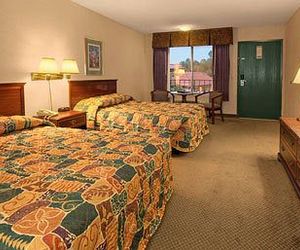 Days Inn & Suites by Wyndham Anaheim At Disneyland Park Anaheim United States