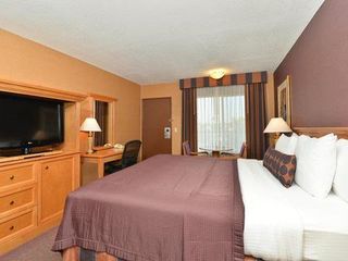 Best Western Plus Stovall's Inn