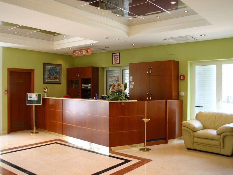 Hotel Photo 14