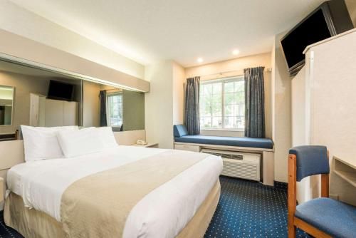 Photo of Microtel Inn & Suites by Wyndham Philadelphia Airport