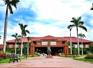 Фото отеля Fort Ilocandia Resort Hotel