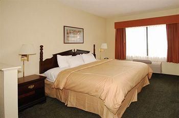 Comfort Suites Bush Intercontinental Airport