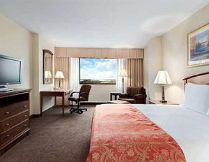 DoubleTree by Hilton Hotel Houston Hobby Airport South Houston United States