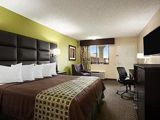Hotel pic Days Inn by Wyndham Dallas Irving