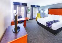 Отзывы La Quinta Inn & Suites Dallas Addison-Galleria, 3 звезды