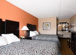 Hotel pic Days Inn by Wyndham Pittsburgh-Harmarville