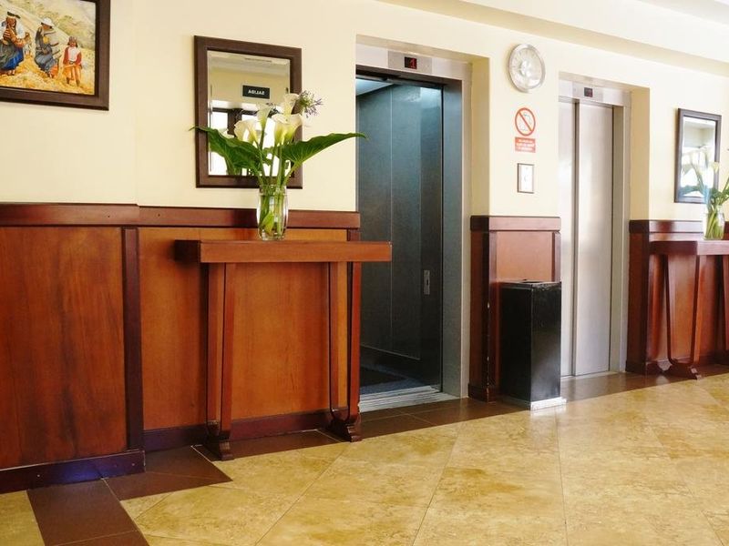 Hotel Photo 12