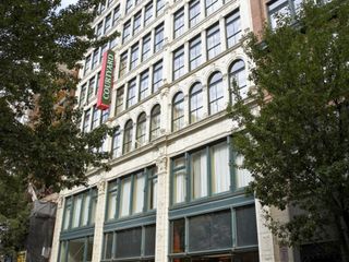 Фото отеля Courtyard by Marriott Pittsburgh Downtown