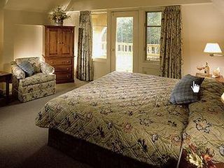 Фото отеля Killington Mountain Lodge, Tapestry Collection by Hilton