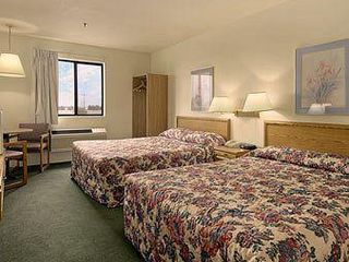 Hotel pic Super 8 by Wyndham Spokane/West