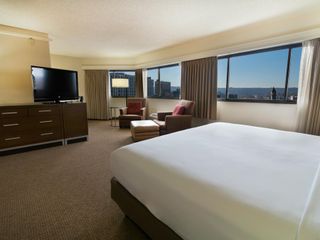 Hotel pic DoubleTree by Hilton Spokane City Center