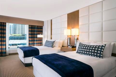 RADISSON HOTEL & SUITES AUSTIN