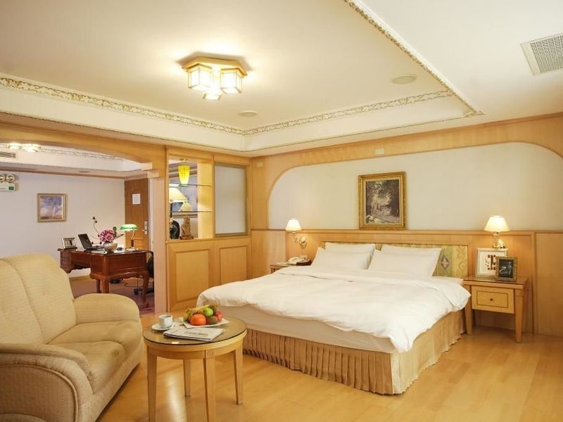 Hotel Photo 5