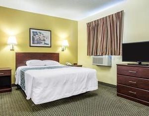 Suburban Extended Stay Hotel Charlotte-Ballantyne Pineville United States
