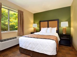 Hotel pic Extended Stay America Suites - Charlotte - University Place - E McCull
