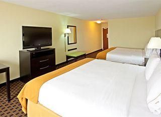 Фото отеля Holiday Inn Express - Indianapolis - Southeast, an IHG Hotel