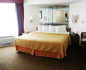 Quality Inn and Suites Indianapolis Indianapolis United States