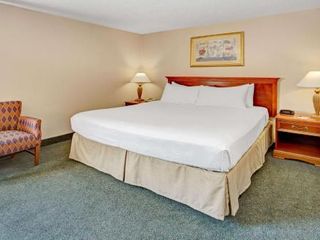 Hotel pic Holiday Inn Indianapolis - Airport Area N, an IHG Hotel