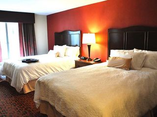 Фото отеля Hampton Inn & Suites Cincinnati / Uptown - University Area
