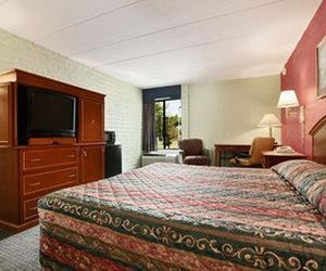 Days Inn & Suites by Wyndham Cincinnati North Springdale United States