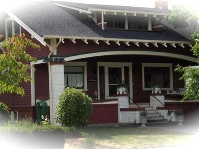 Photo of The Pfeiffer Cottage Inn