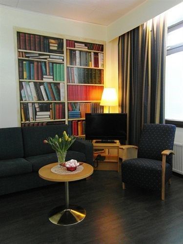 Hotel Photo 10