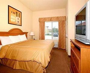 Quality Suites North IH 35 Universal City United States