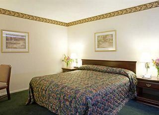 Hotel pic Americas Best Value Inn - Sky Ranch