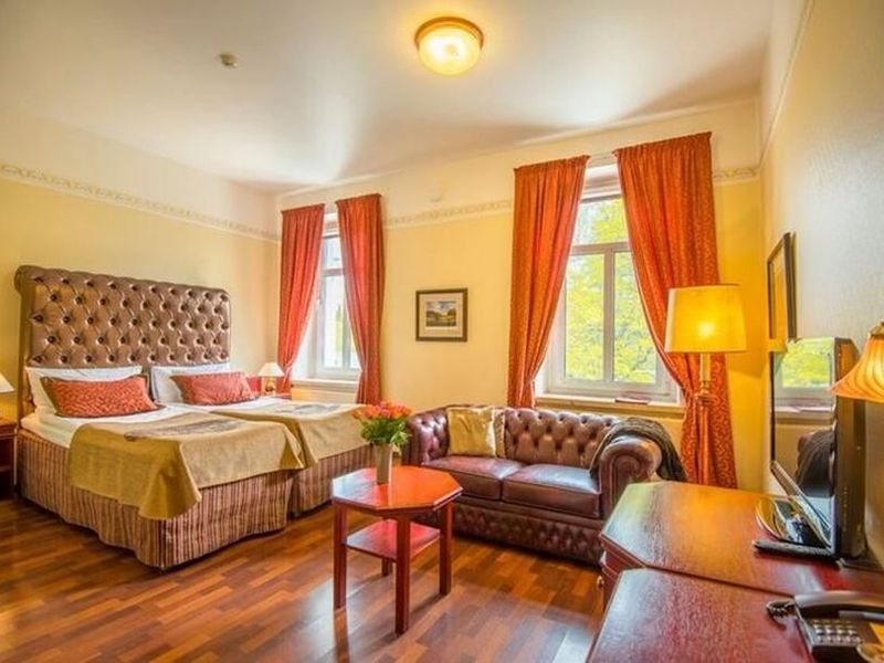 Hotel Photo 1