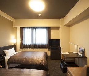NearBy Hotel