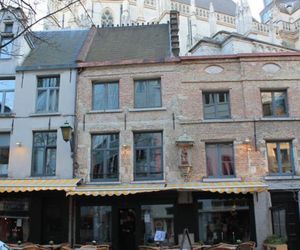 KATHEDRAALLOGIES Antwerp Belgium