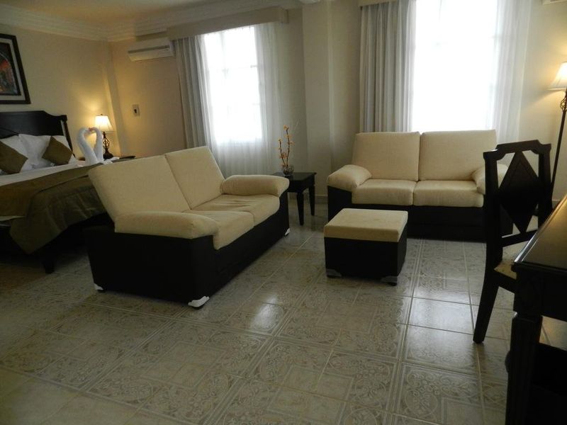 Hotel Photo 9