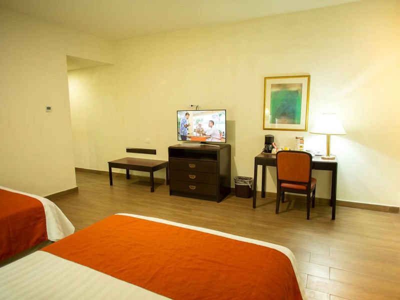 Hotel Photo 5