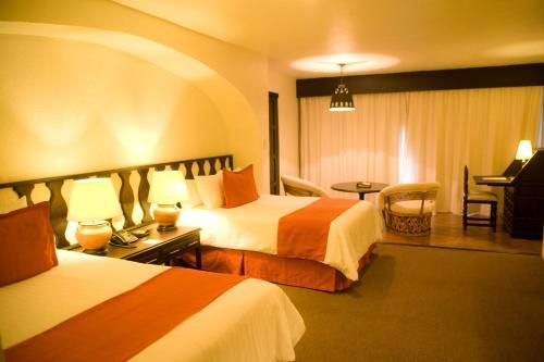 Hotel Photo 3