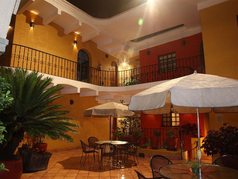 Hotel Photo 12