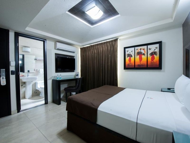 Hotel Photo 4