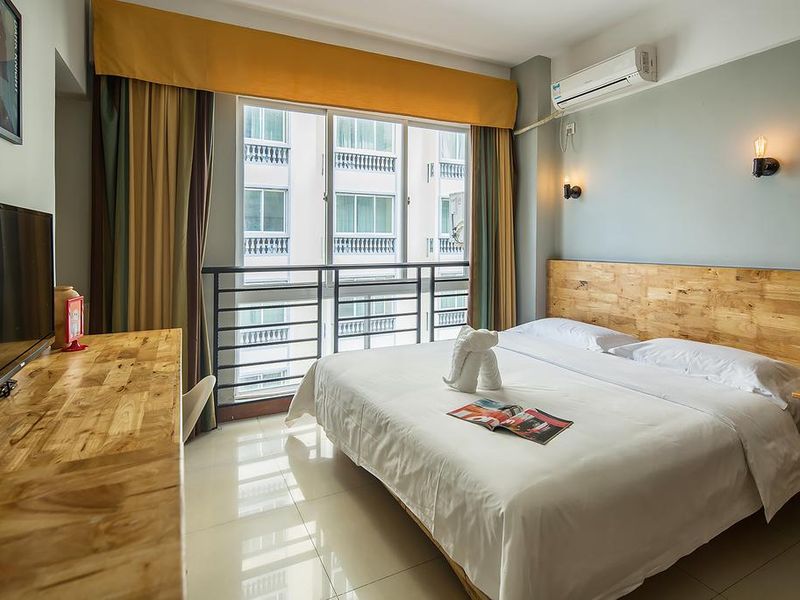 Hotel Photo 1
