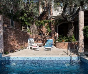 Apartments and Rooms Levantin Inn Sveti Stefan Montenegro