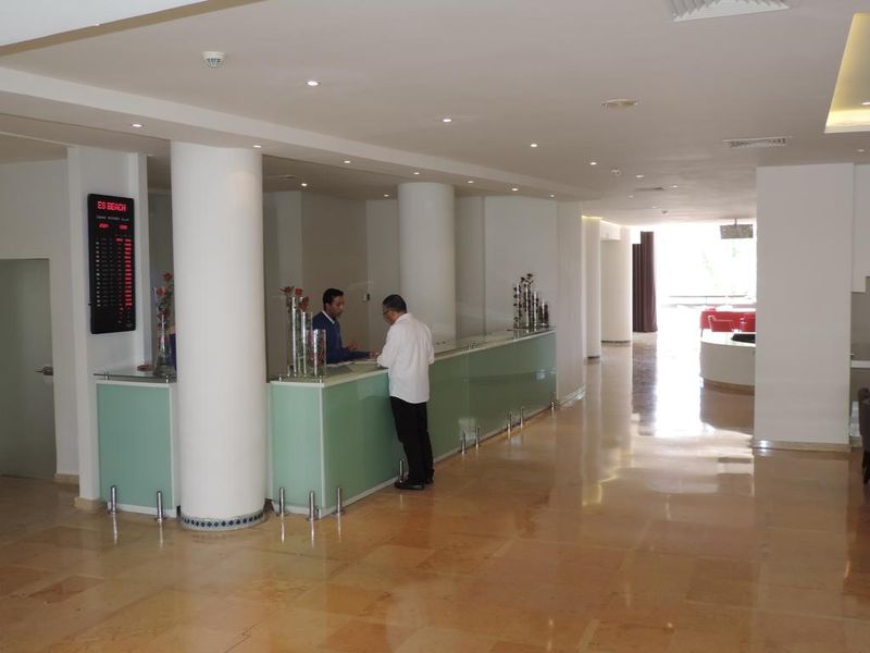Hotel Photo 12